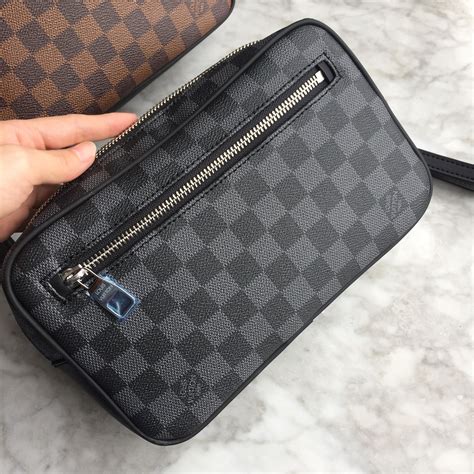 lv bolso hombre|bolsas de louis vuitton.